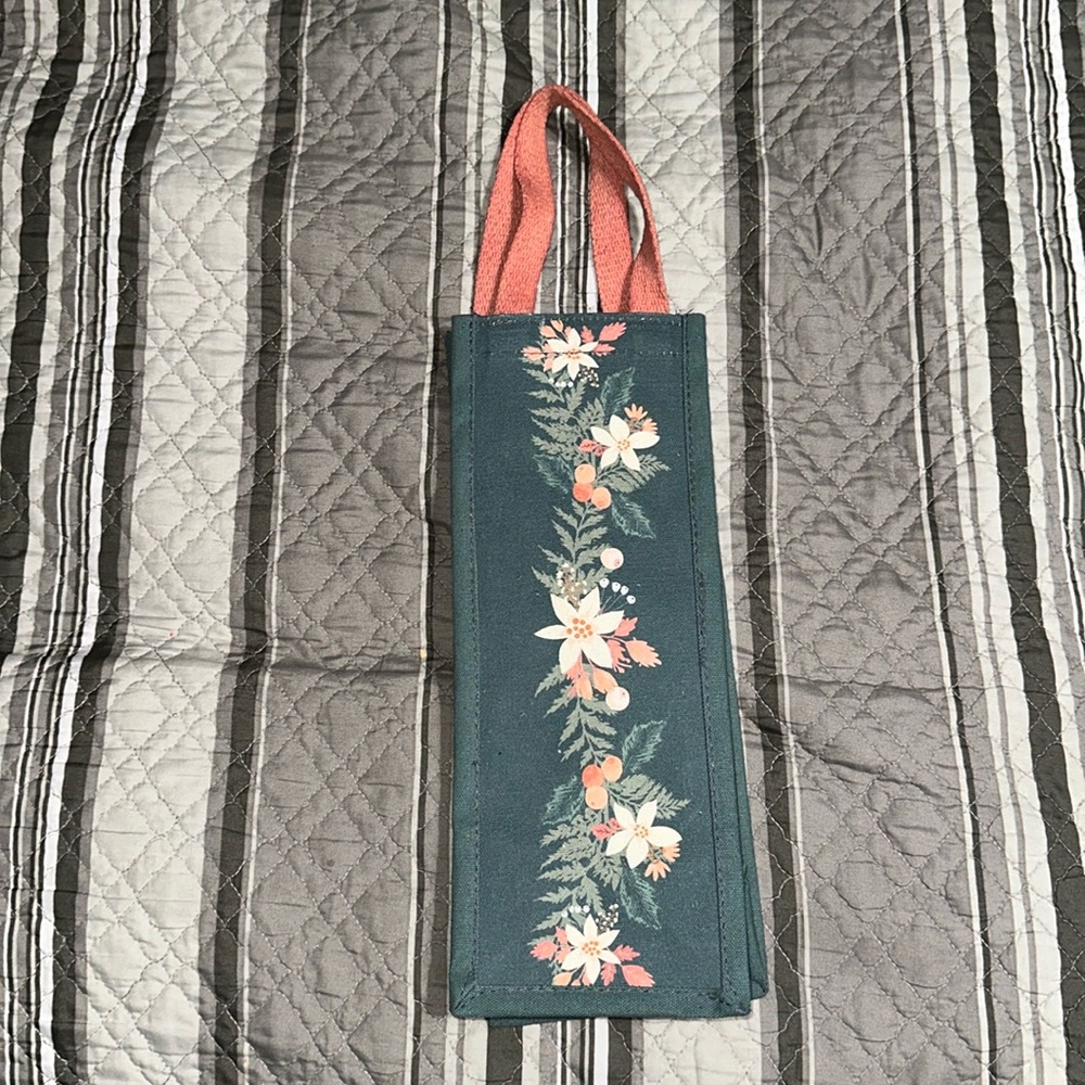 PRE-OWNED Floral Greenish Reusable Wine Bottle Tote Bag